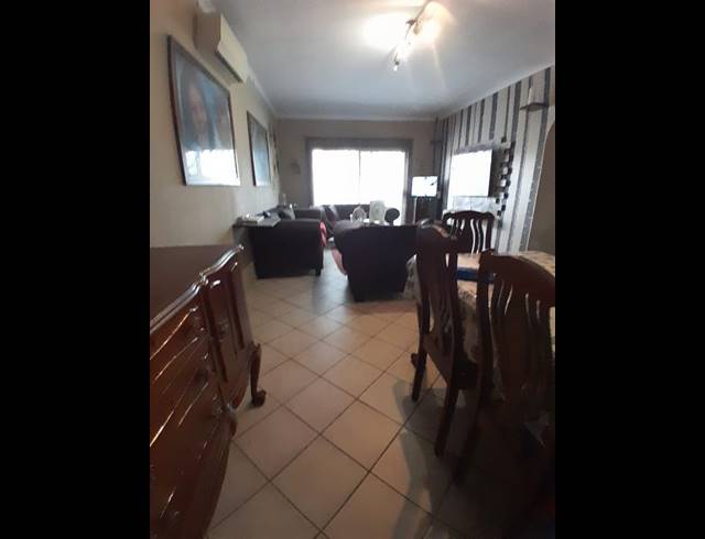 3 BEDROOM HOUSE FOR SALE IN ELOFFSDAL